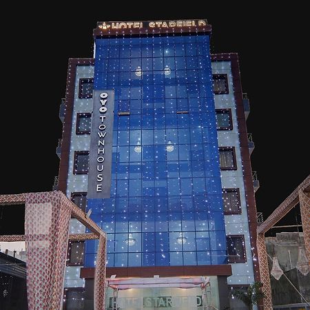 Collection O Starfield Hotel Lucknow Buitenkant foto