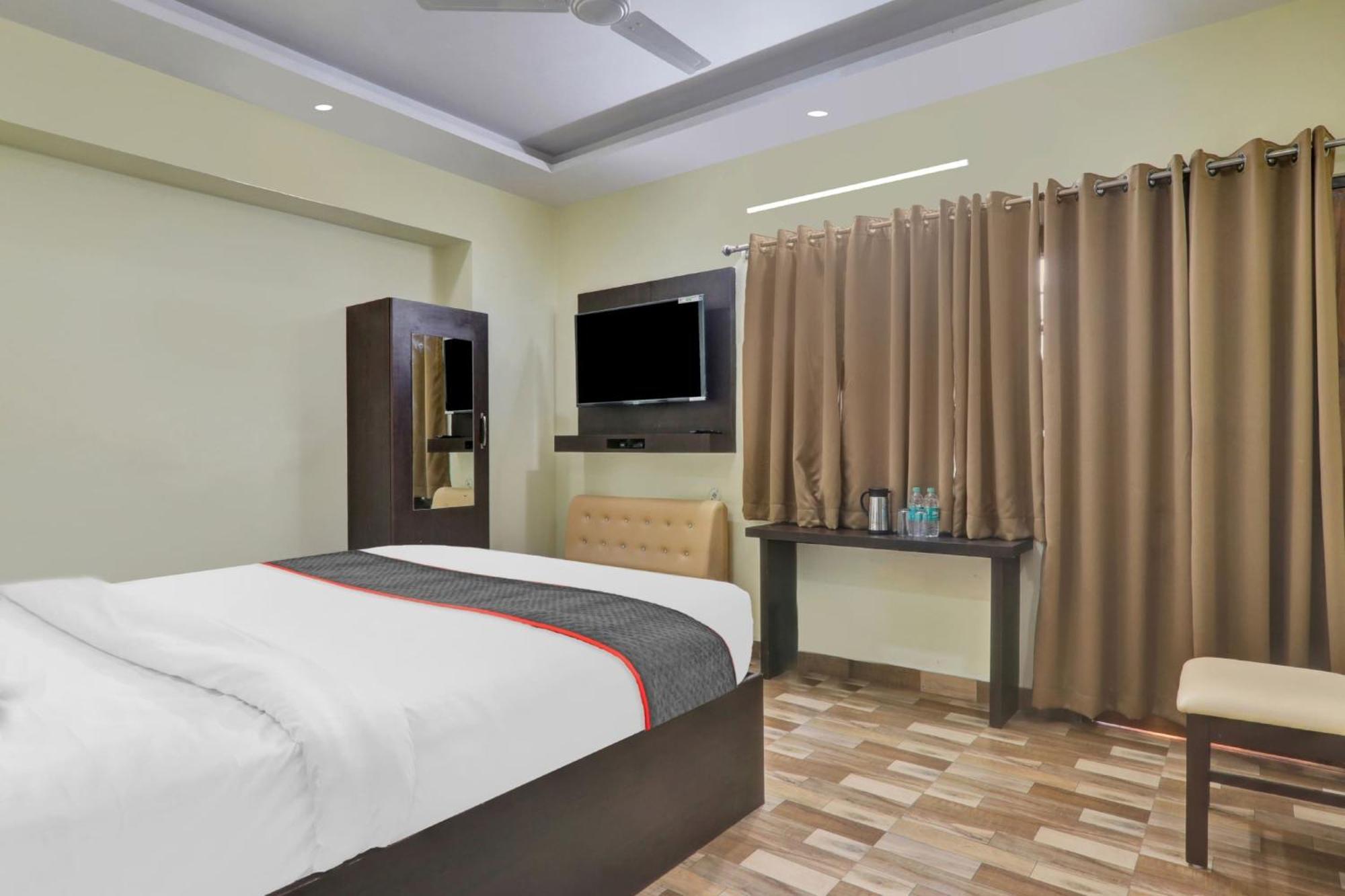 Collection O Starfield Hotel Lucknow Buitenkant foto