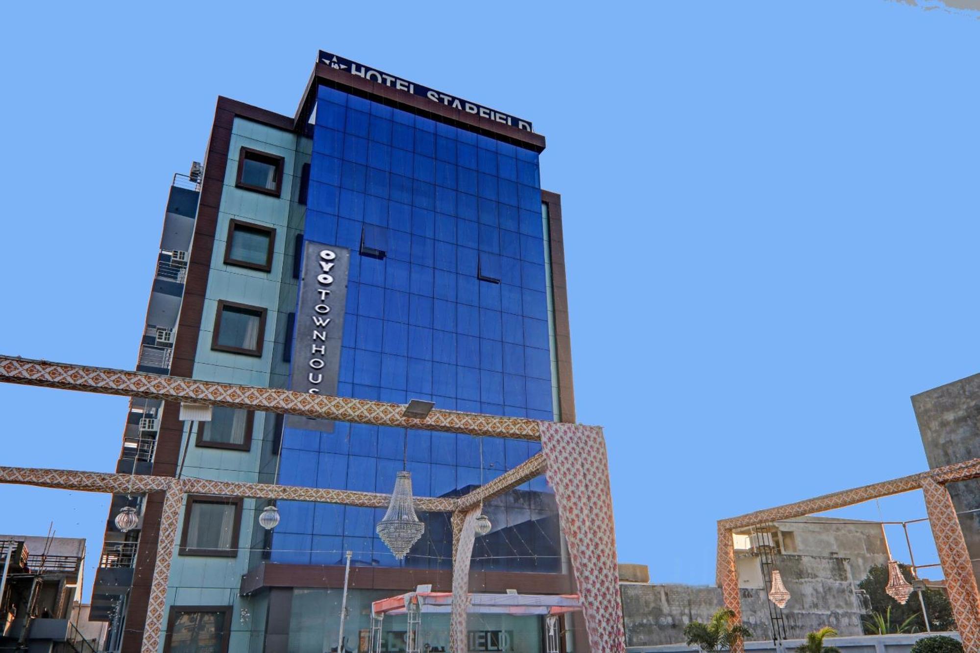 Collection O Starfield Hotel Lucknow Buitenkant foto